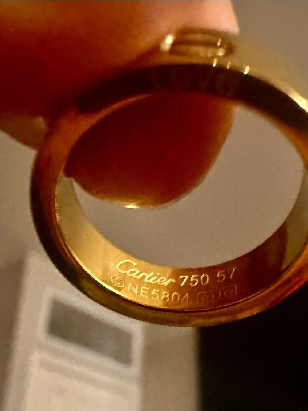 SIZE 8 Gold Screw-Accent womens Band - Picture 4 of 6